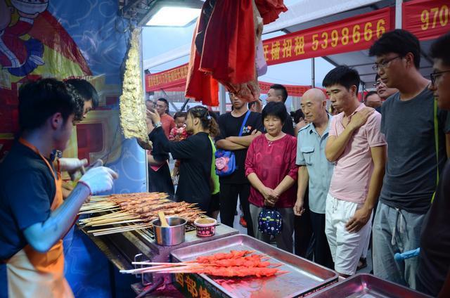 3米龙虾大锅、5米海鲜大锅……快来泰山美食节一饱口福