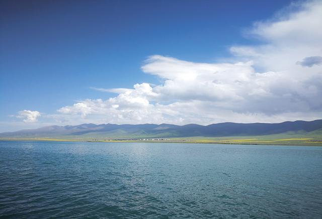 盛夏青海 旅游热浪扑面