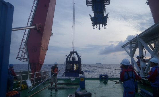 我国深海工程地质原位测试装置海上试验取得成功