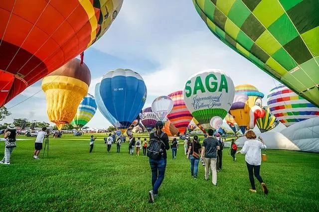 齐鲁酒地热气球旅游节嗨爆国庆假期