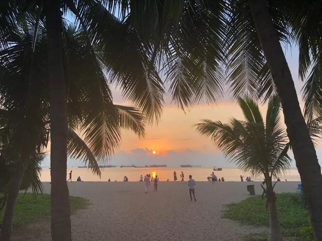 嘉华旅游|看完这10个理由，那就来一场说走就走的海南暖冬之旅吧！