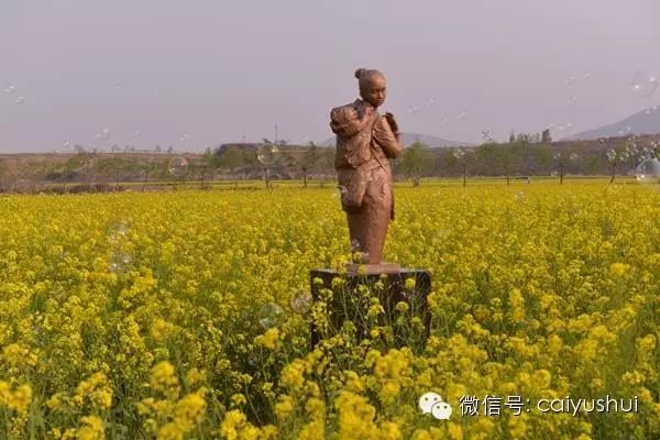 蔡玉水美术馆|一把泥土，伴着阳光，和着汗水，塑成平凡的你我，这是多么"温暖地遇见"!