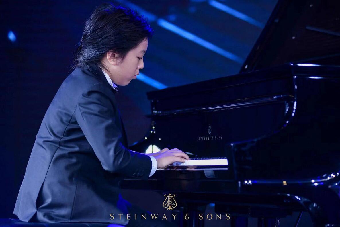 郎朗高徒、“少年钢琴家”陈坦锐首场个人钢琴音乐会将在平安夜上演