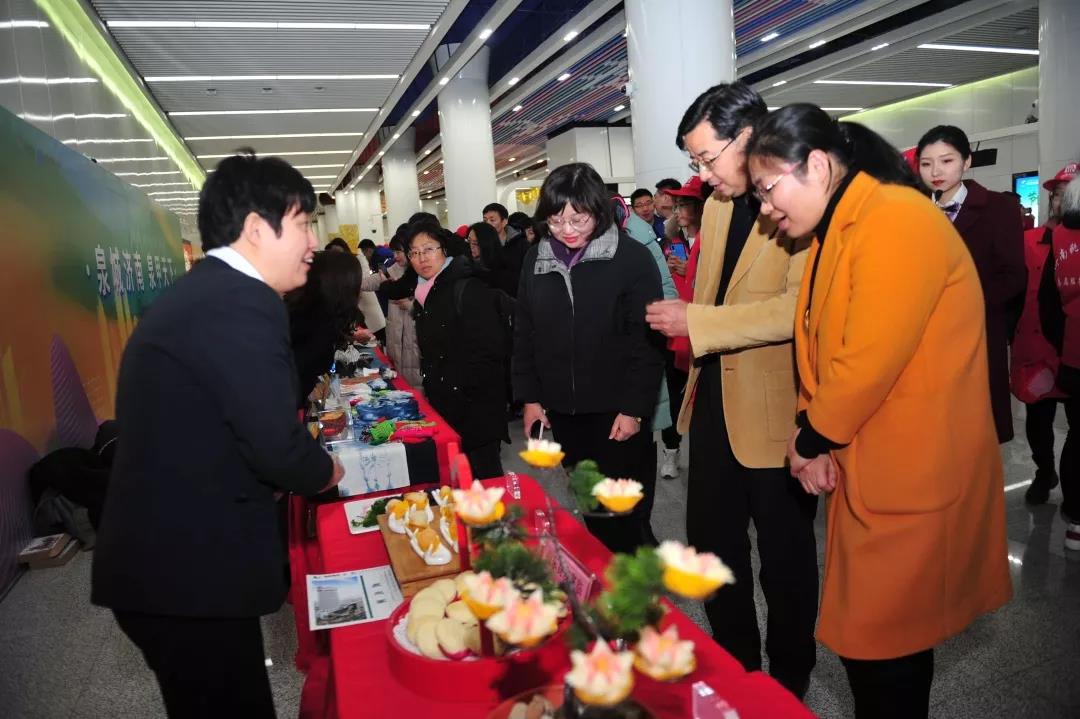  讲好千年古城的故事，提升泉城旅游的形象 ——济南文旅地铁推广中心昨日揭牌