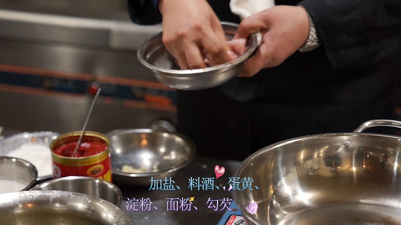 大厨教你拿手菜②——不负春日好“食”光    酸甜绝配菠萝肉