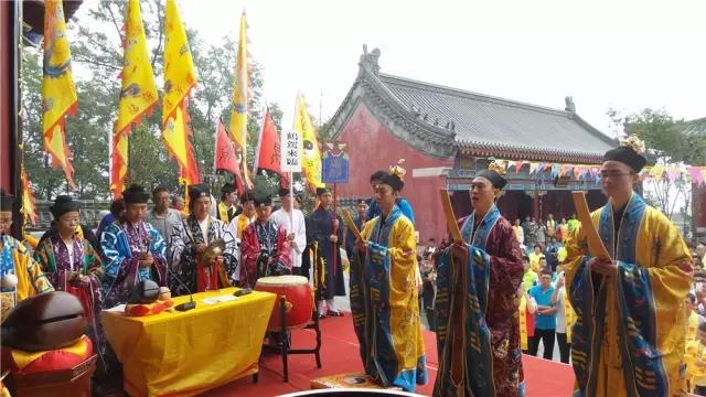 天蒙山开山节今日隆重举行，所有游客免费入园