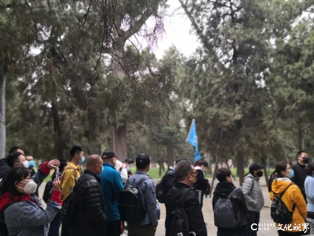 曲阜三孔恢复开放，嘉华旅游发出全省首批旅游团