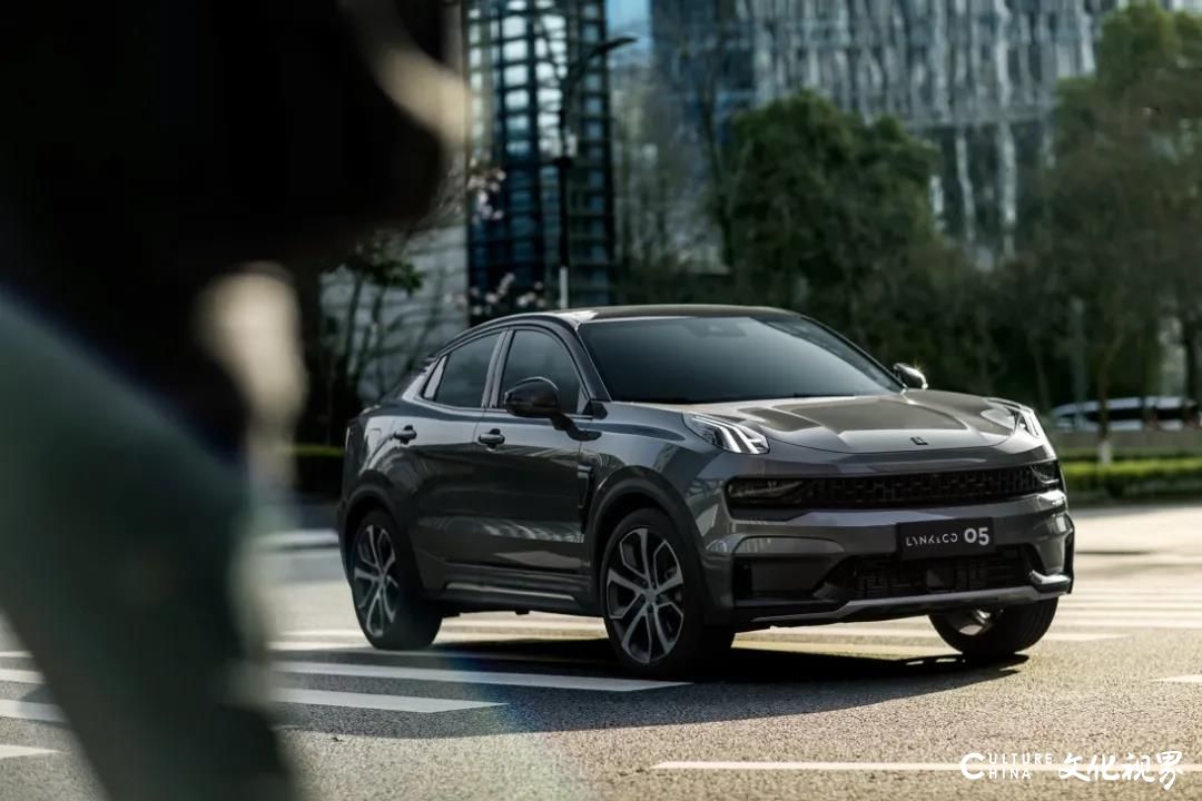 这是一款高性能豪华运动SUV——505台“领克05时间限量版”6分38秒售罄