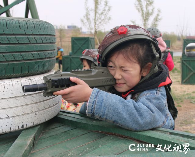 万亩花海 特色小火车 玫瑰庄园互动体验——“五一”来齐鲁酒地 带娃嗨翻天