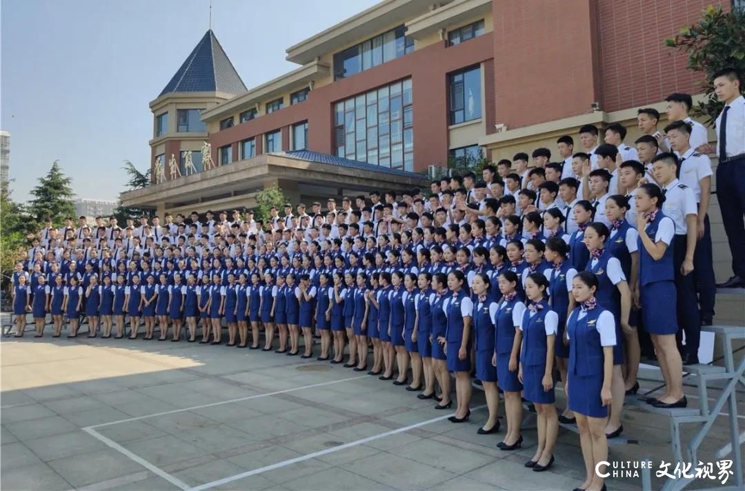 面向高一高二艺考生，济南蓝航学校“空乘暑期班”开始招生