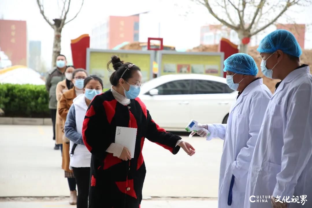 悉心的守护   细致的服务——山东工程职业技术大学让返校学子再次感受到大家庭的浓浓温情