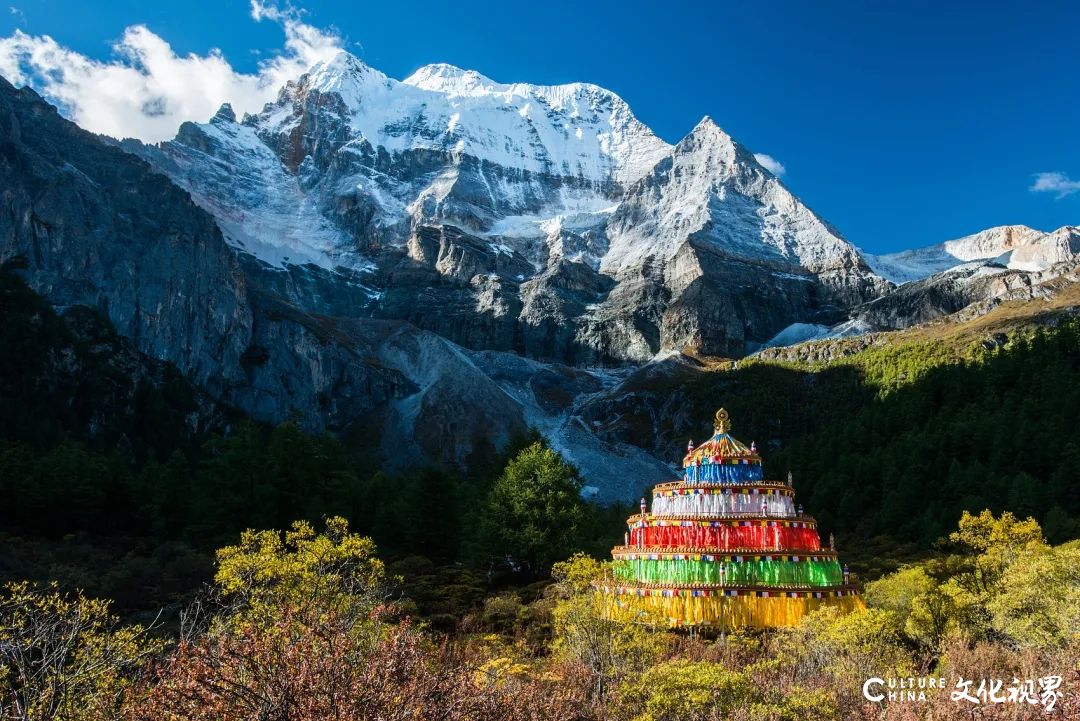 新中国旅|稻城亚丁 一个被上帝偏爱的地方，一个人生必须去一次的人间仙境