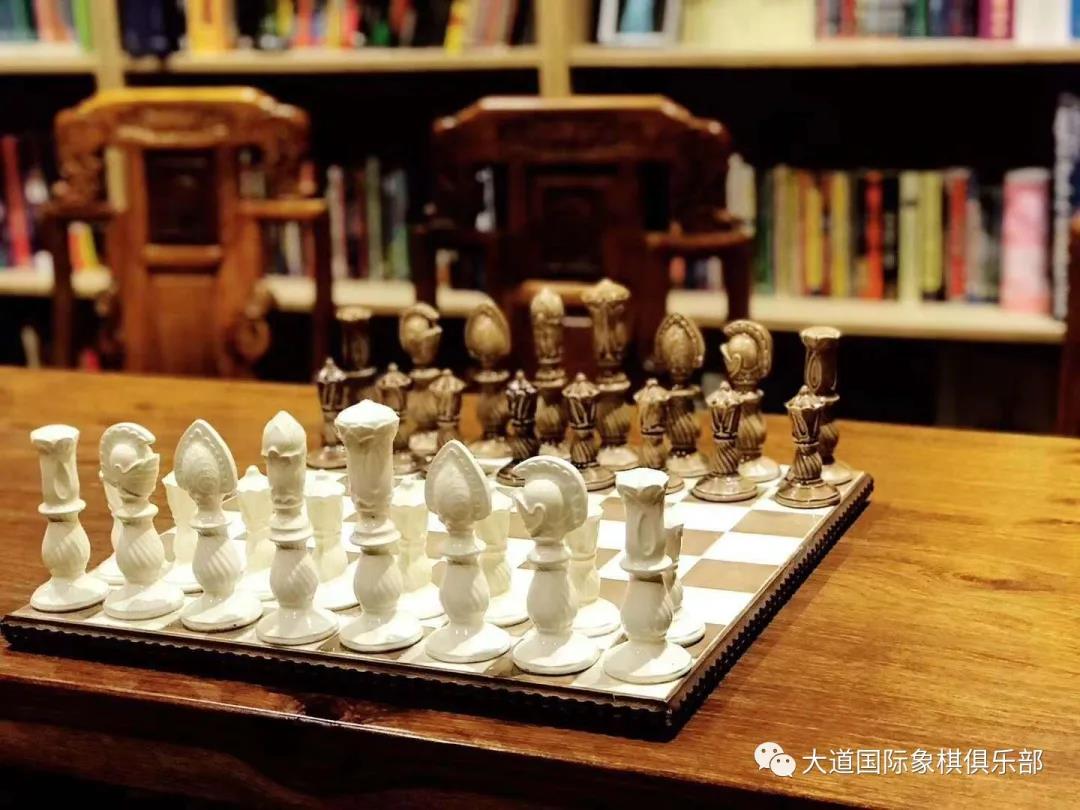 线上线下同步学习——济南市大道国际象棋俱乐部夏季启蒙班限时优惠招生报名开始