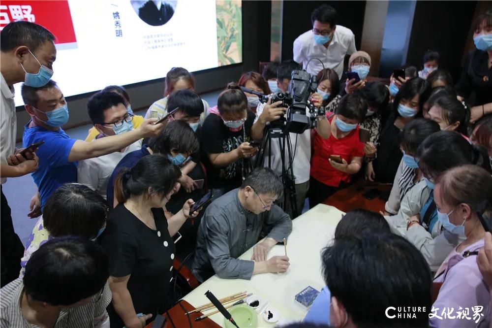 山东省美术家协会开启直播新形式，线上线下共同践行文艺志愿服务