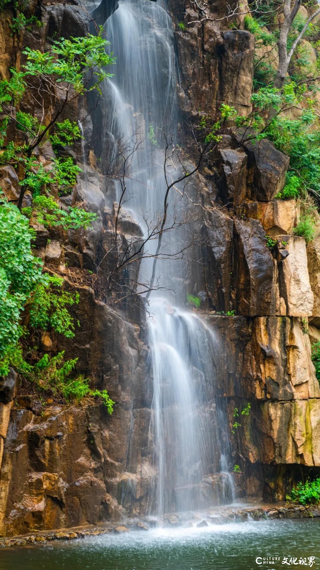 大明湖  九如山  百花洲——雨后的济南如诗如画，披上一层神奇虚幻的面纱