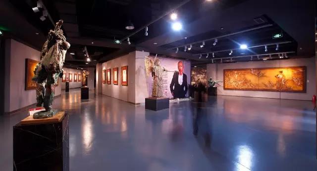 蔡玉水美术馆(青岛)六周年，回顾以艺术的名义做过的美好而疯狂的事(二)