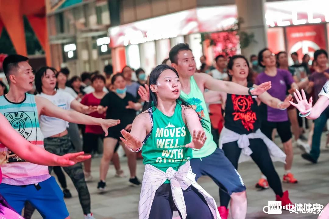 畅享视听盛宴，嗨翻泉城夜空 ——2020中健健身全民健身派对在济南圆满落幕