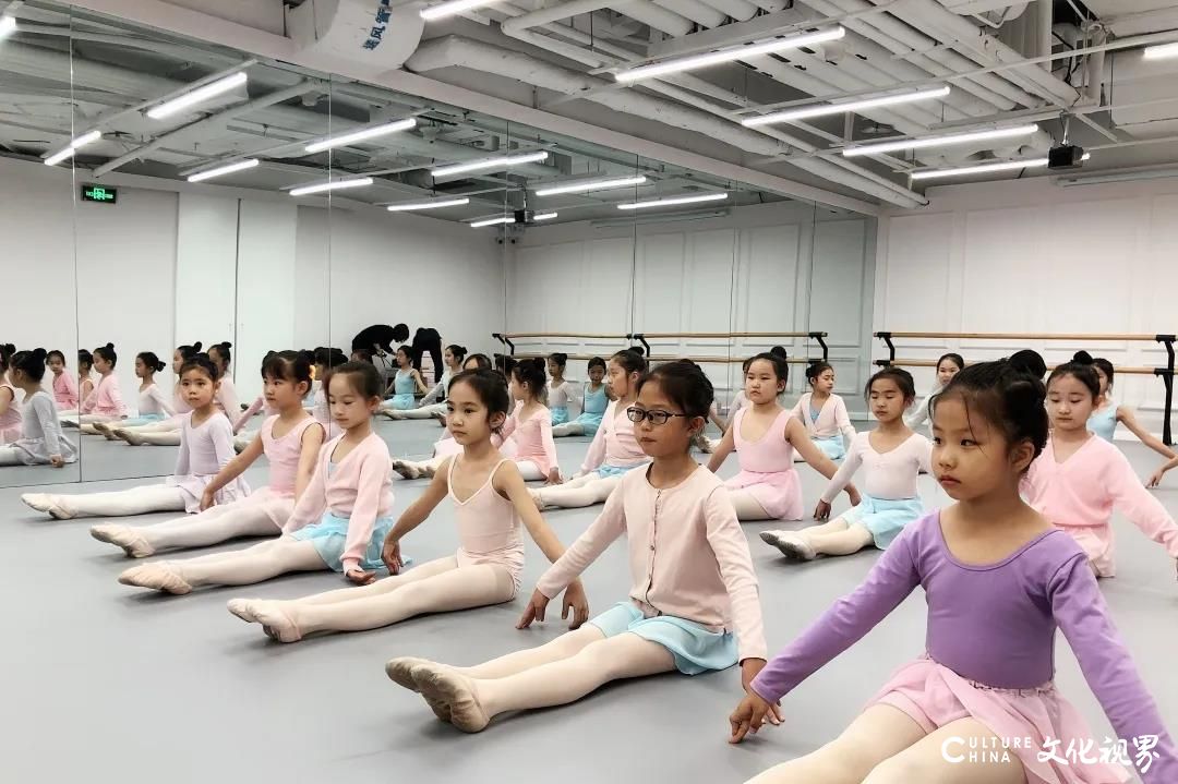 为拥有芭蕾梦的宝宝们打开一扇筑梦之门，山东省会大剧院少儿芭蕾舞团 2020年招募免费报名