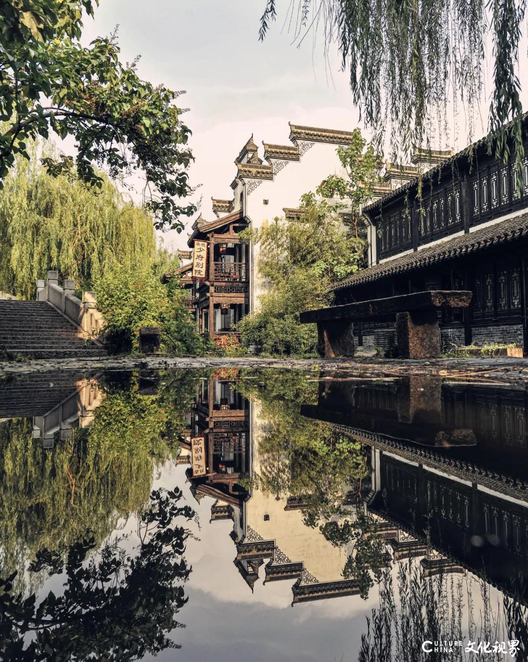 嘉华旅游|台儿庄这座烟雨朦朦的古城，好似一幅神韵流转的水墨画