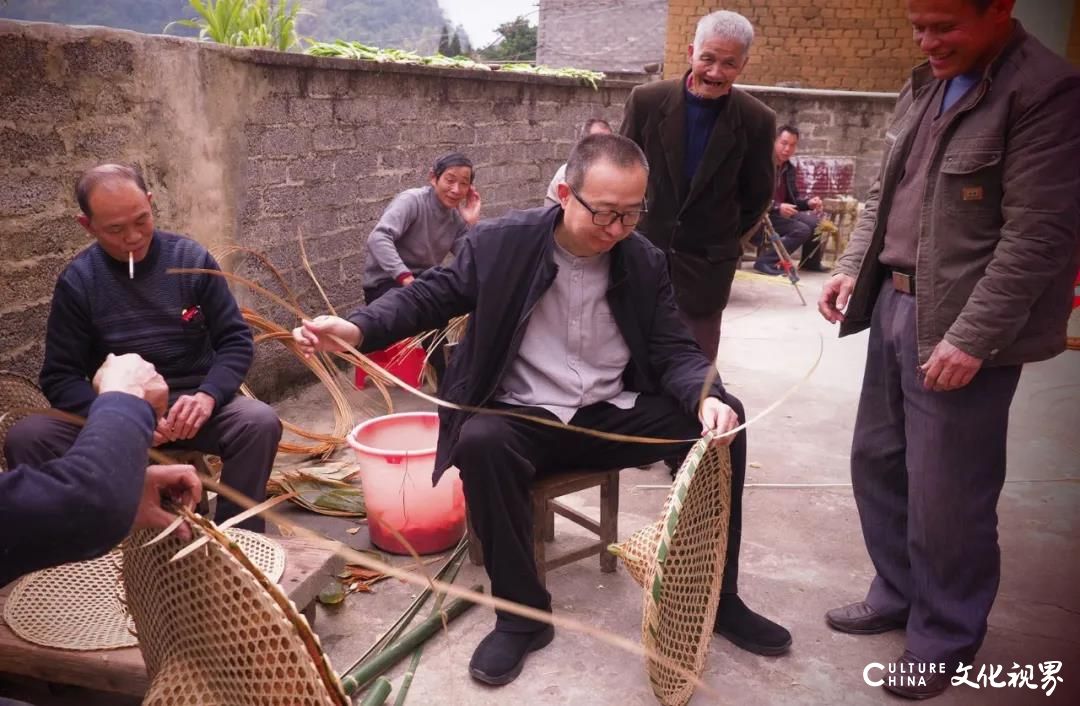 研究治学的重要平台   优秀成果的诞生土壤——山东省社科联成立60周年之际，潘鲁生谈：我与省社科联