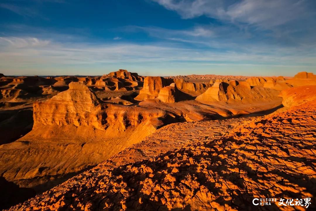 新中国旅|走进亚洲最佳旅行目的地榜单TOP1，领略甘肃的人间大美