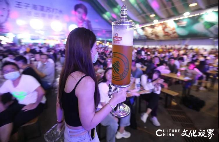 17天的啤酒狂欢季开始啦——第30届青岛国际啤酒节在西海岸新区金沙滩啤酒城盛大开幕  今年的消费更“惠民”