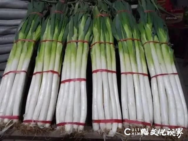 坛子肉、奶汤蒲菜、济南肴鸡、炸荷花……济南有这么多的特色美食，你吃过几样？