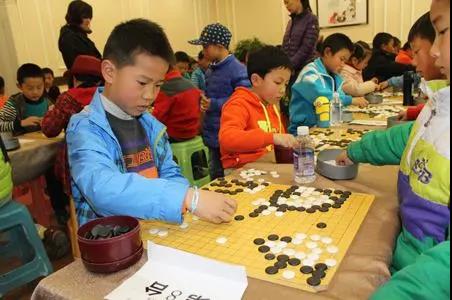 “中国体彩·潍坊市首届智力运动会”8月30日将在齐鲁酒地国际运动休闲小镇开幕，将在围棋、国际象棋、国际跳棋、中国象棋四个大项展开角逐