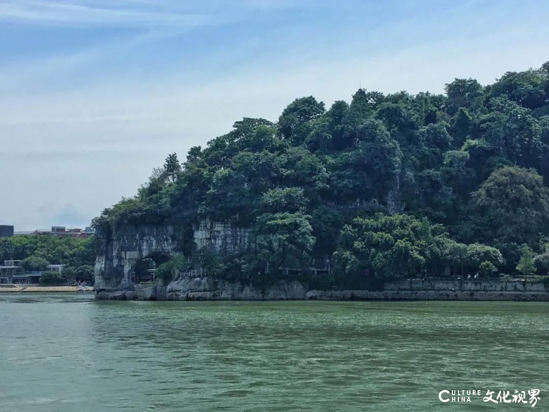 看中国山水为何必去桂林？嘉华旅游攻略助你看尽最美的中国山水画