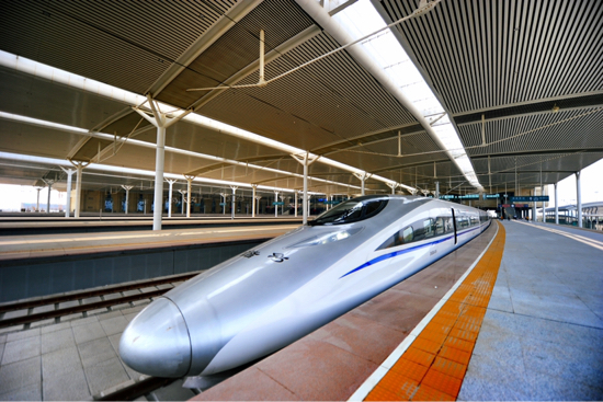 10月11日起全国铁路将实行新列车运行图，济青间开行一站直达动车