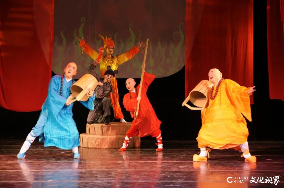 山东省会大剧院欢乐开票，11月欢迎小朋友们来观看肢体剧《三个和尚》和世界经典童话剧《红狐狸传奇》