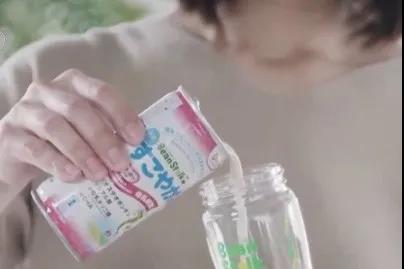 日本知名乳业巨头“雪印”因质量问题回收约40万罐液态婴儿奶，中国市场或已有流入