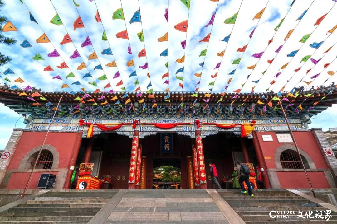 “齐风鲁韵非遗之旅”入选“全国非遗主题旅游线路”，济南百花洲历史文化街区的刻瓷、鲁绣、兔子王等非遗项目囊括其中