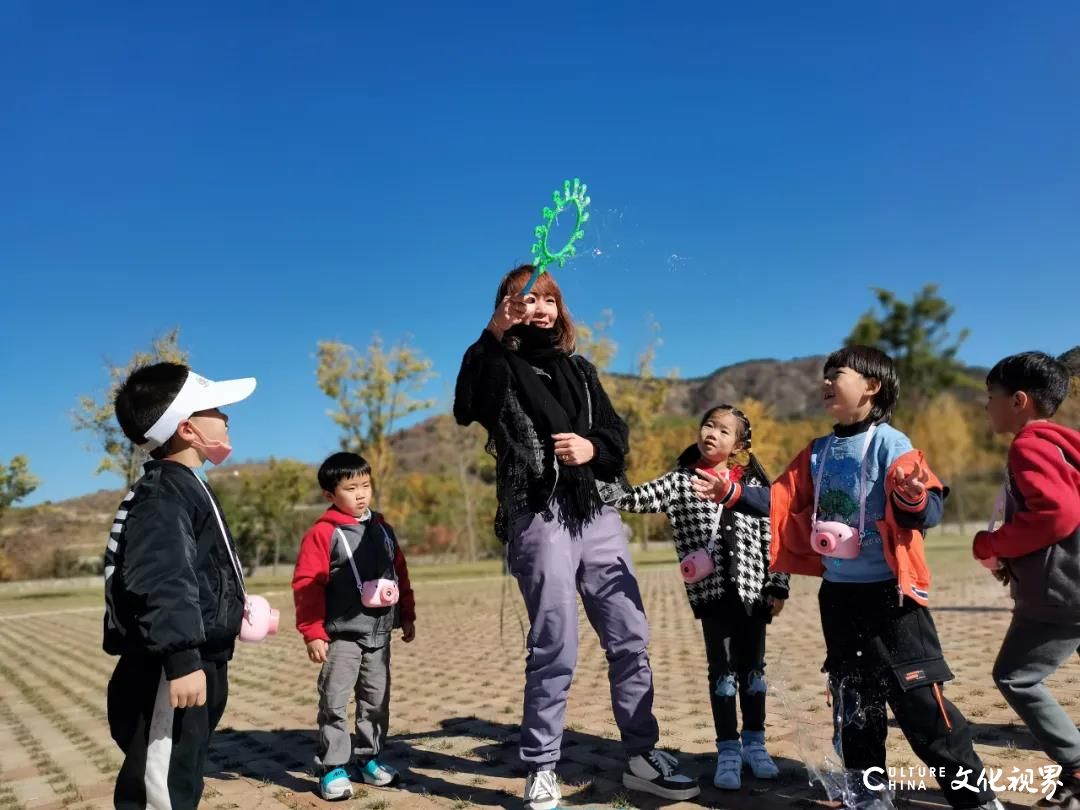 泉润红枫，浪漫木屋 一一济南九如山，一个藏着别样秋日的地方