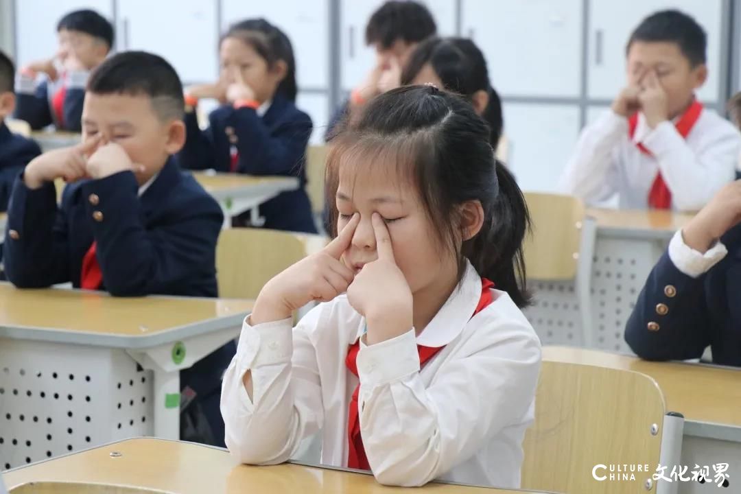 校园护眼“巧设计”，人人都是“监督员”——爱眼护眼在济南高新区汉峪小学已蔚然成风