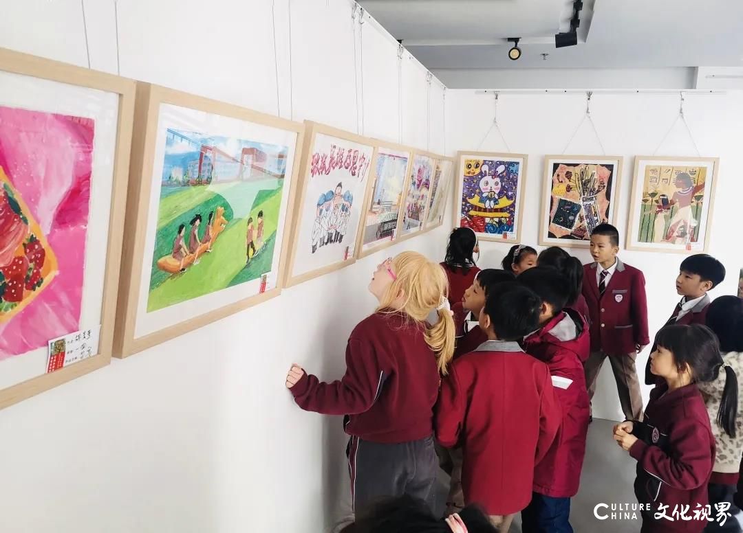 济南托马斯学校成功举办“首届校园文化艺术展”，展出种类丰富的艺术作品100余件