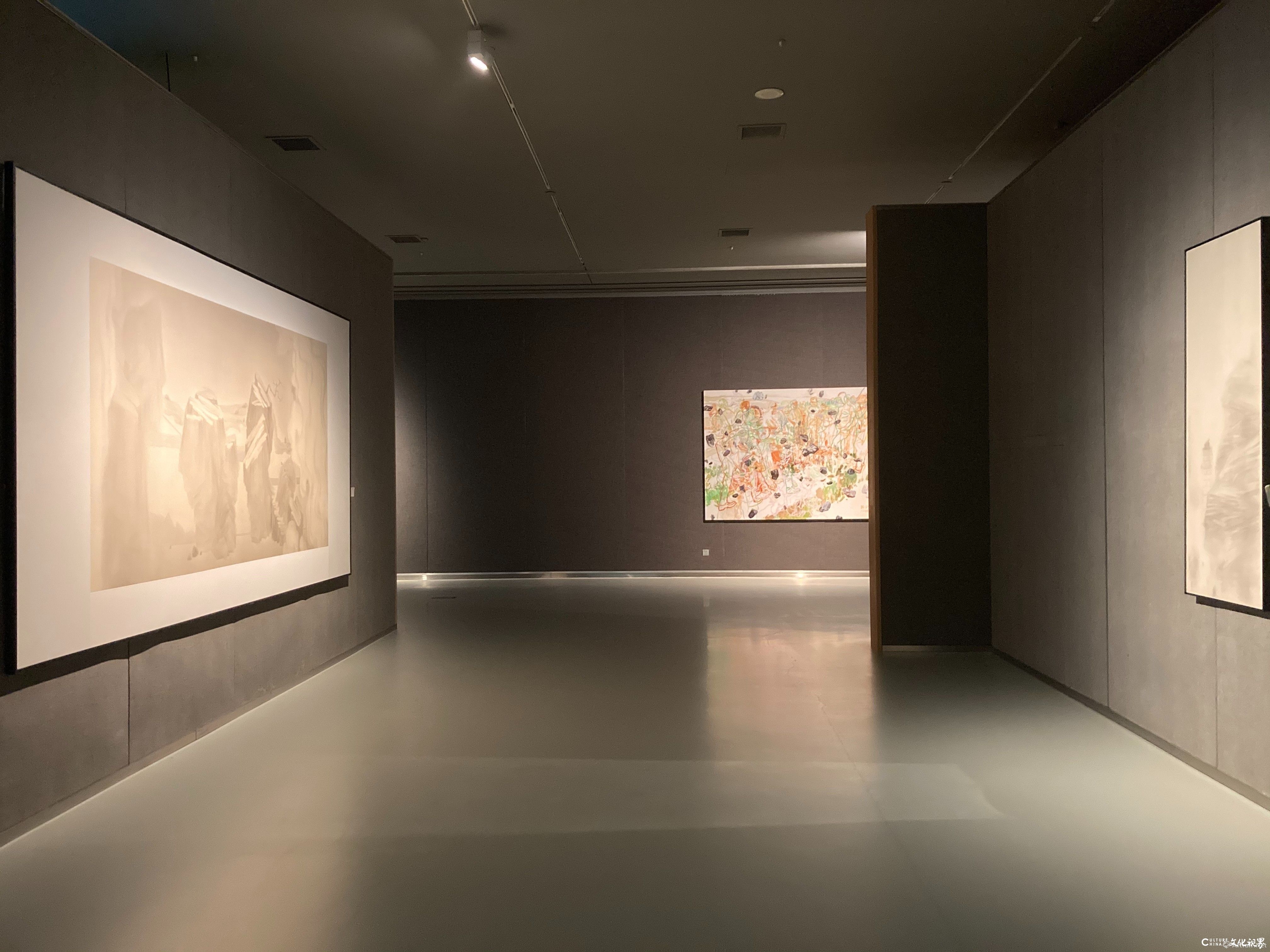 以“和”为破局之动力：首届济南国际双年展于山东美术馆开幕，展期至明年3月12日