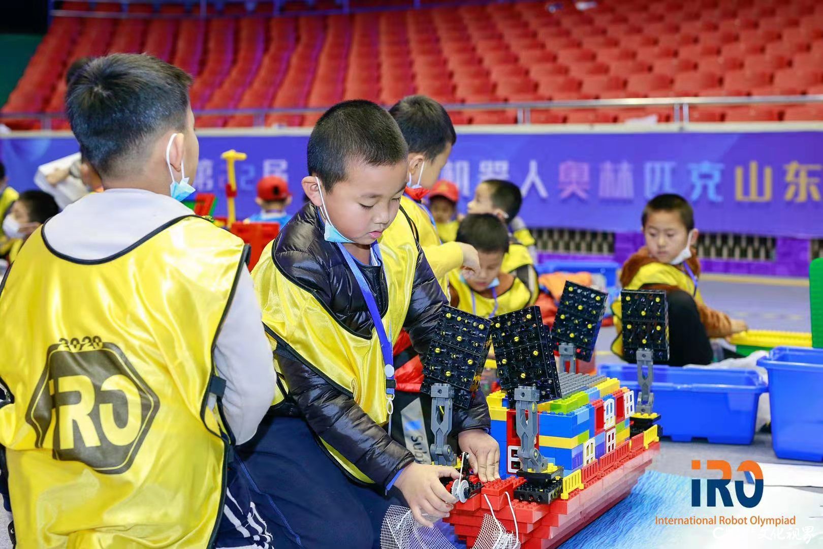 第22届IRO国际机器人奥林匹克山东大赛在济南开赛，近千名选手同场竞技  共展风采
