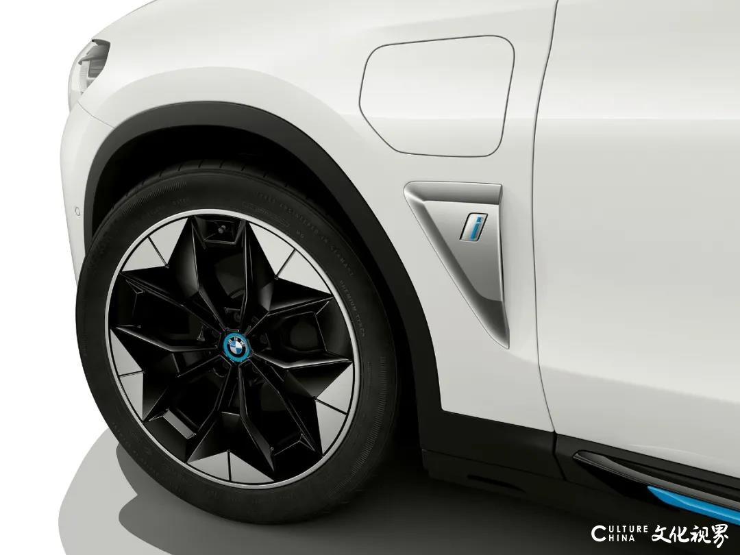 电驱技术、数字钥匙、电动声浪……解密BMW iX3上的五大“黑科技”