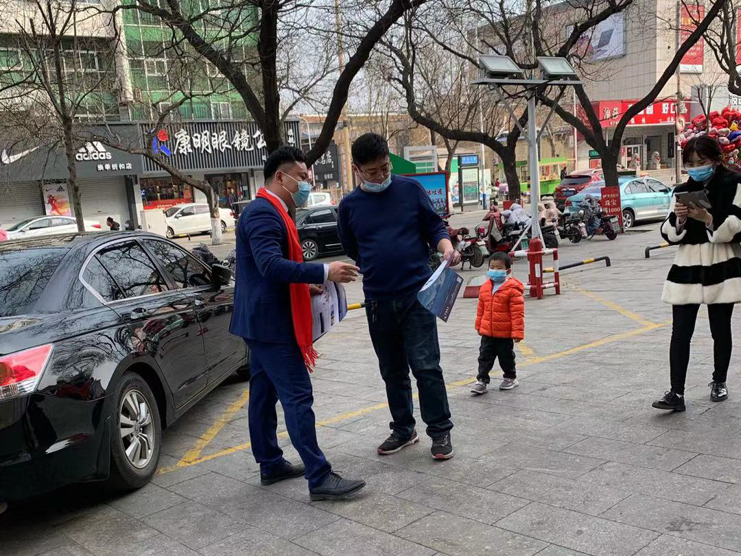 用实干彰显奋斗精神——绿地泉人在岗过年抢抓春节营销热点，全力冲刺目标