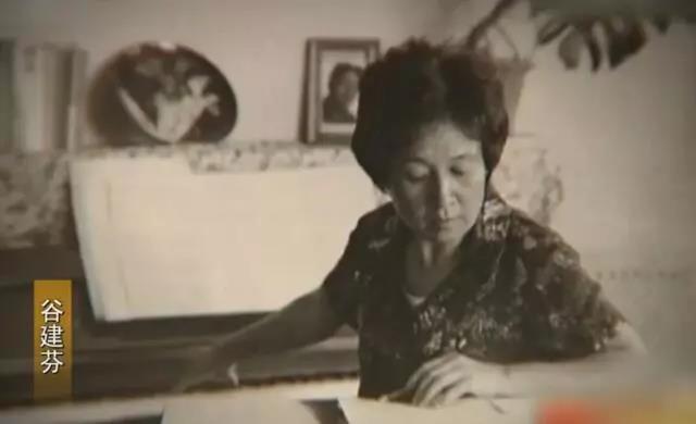 为“流氓”写歌，用作品“讨个说法”——86岁的谷建芬才是中国歌坛真正的流行音乐教母