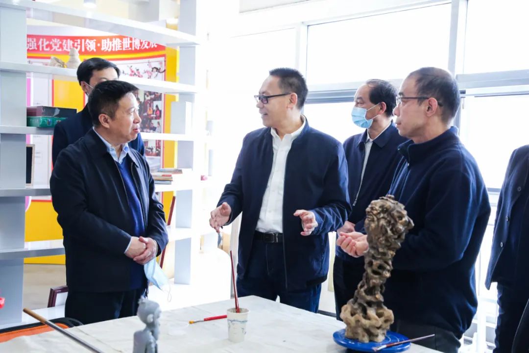 中国残联就业指导中心主任赖伟一行到世博动漫集团考察调研