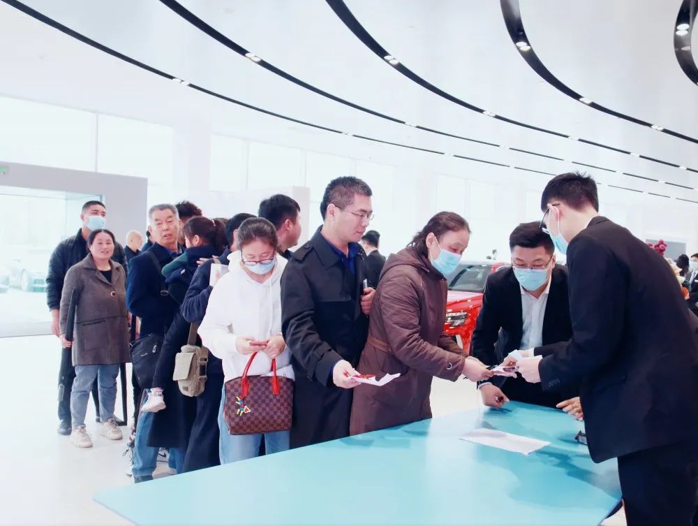 礼惠泉城，超前点映——2021银座奥迪春季车展政策发布会圆满落幕