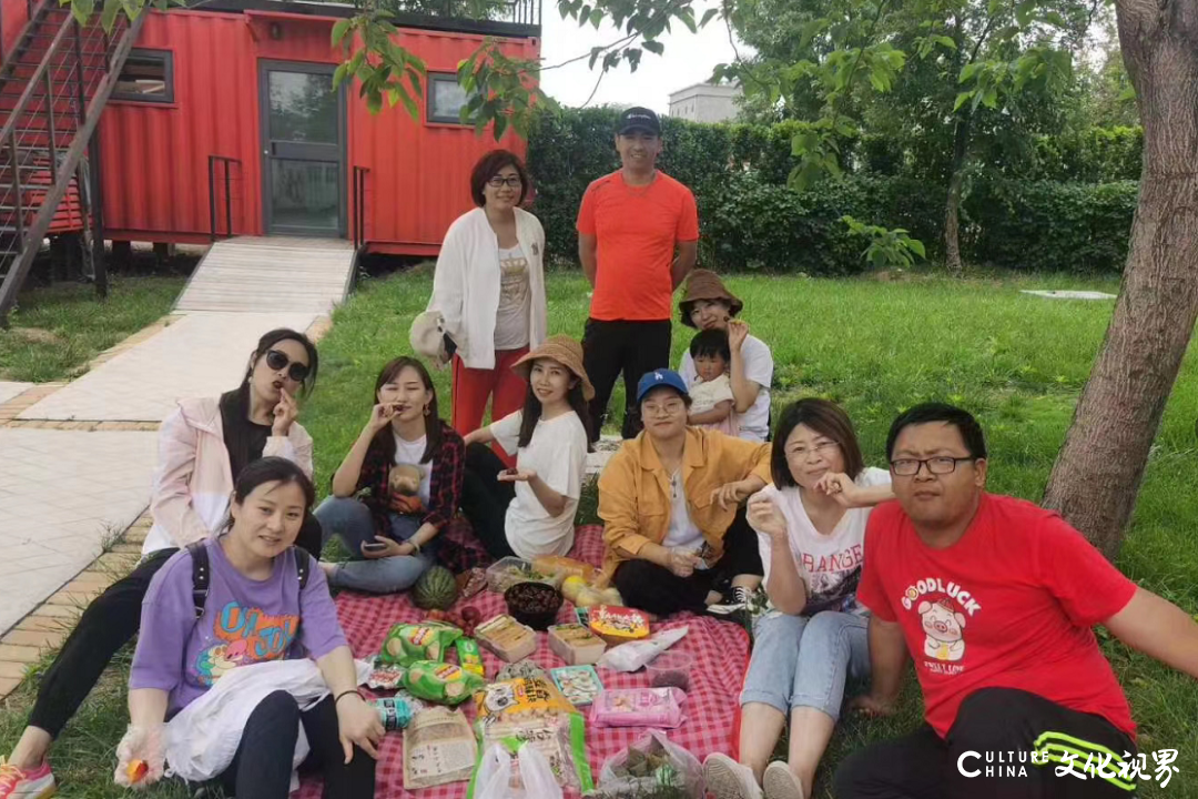 潍坊齐鲁酒地百万郁金香花海旅游节正式开启，邀你共赴一场春日芬芳盛宴