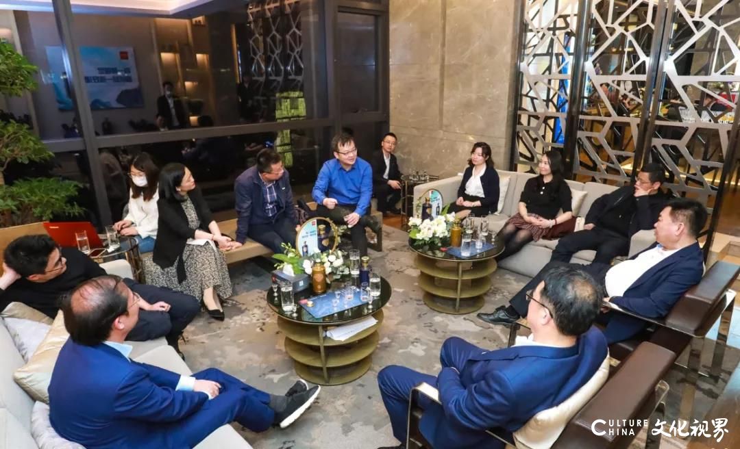 大咖云集景芝酒业“芝香夜话”，共话中国白酒香型消费趋势