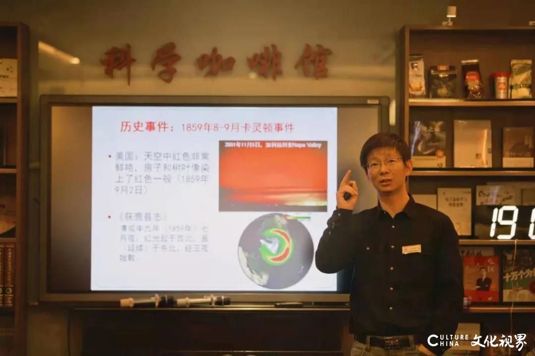 “芳菲绿色手绢计划”携手北京地铁一卡通跨界合作，共诞生四款绝美的地铁卡产品