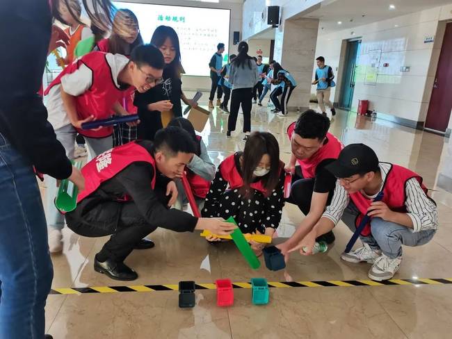 中铁隆举行垃圾分类趣味竞赛，纪念五四青年节主题活动别具一格