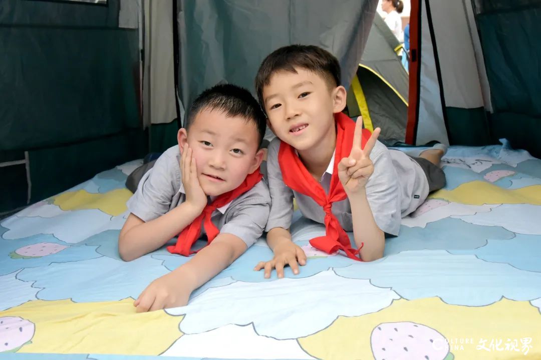 山师齐鲁实验学校“校园帐篷节”，与寄宿孩子共享别样亲子时光