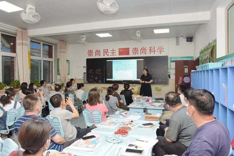 山师附小举办家长开放日，加强家校联系