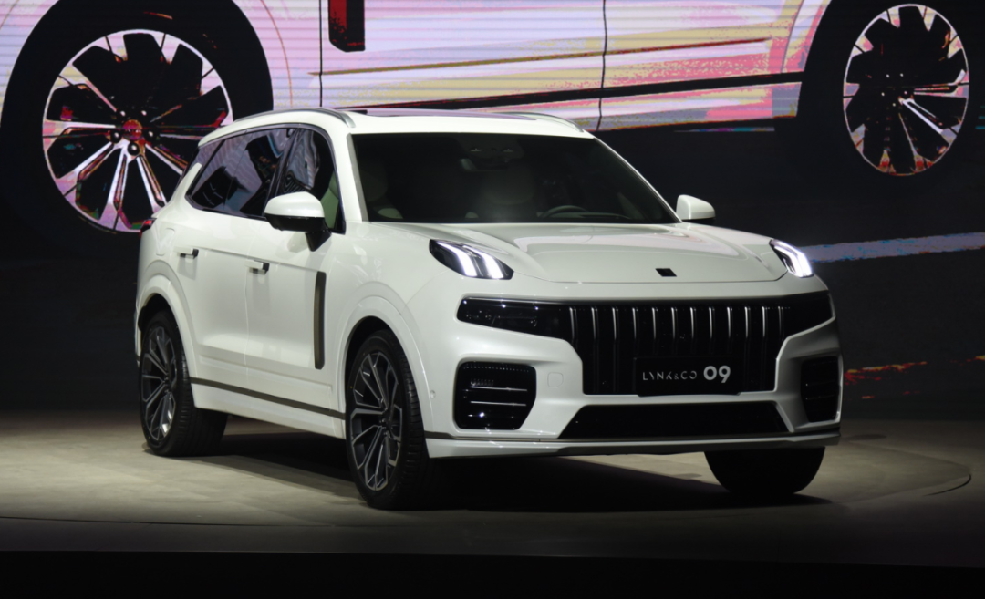 被称为“国产沃尔沃XC90” 的领克09正式发布， 售价或超30万元